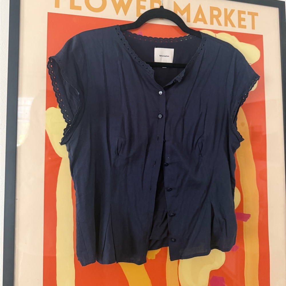 Reformation navy button up top - Picture 5 of 11